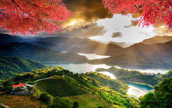 Image of beatiful landscape, Taiwan (photo via nicholashan / iStock / Getty Images Plus)