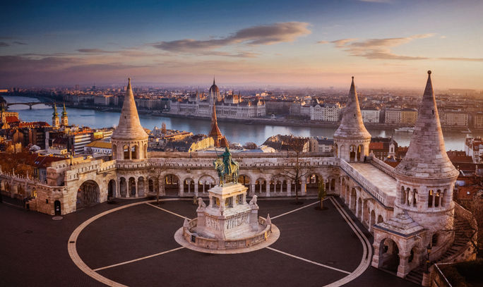 Fisherman's Basion at sunrise in Budapest