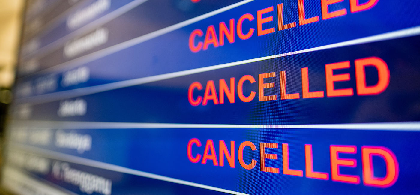 Image: Flights cancelled across the board. (Photo Credit: William / Adobe Stock)