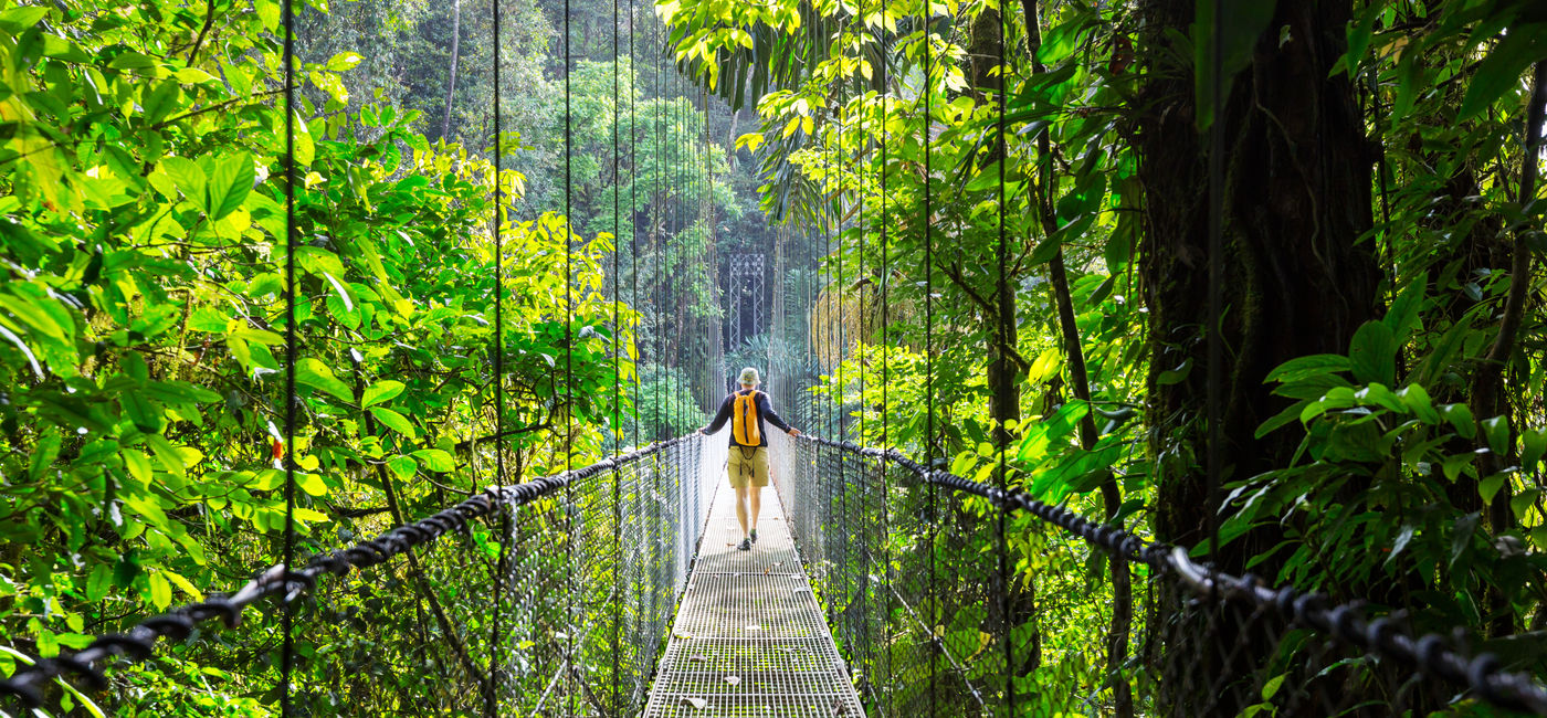 Image: Hike in Costa Rica (Photo Credit: Galyna Andrushko/Adobe Stock)
