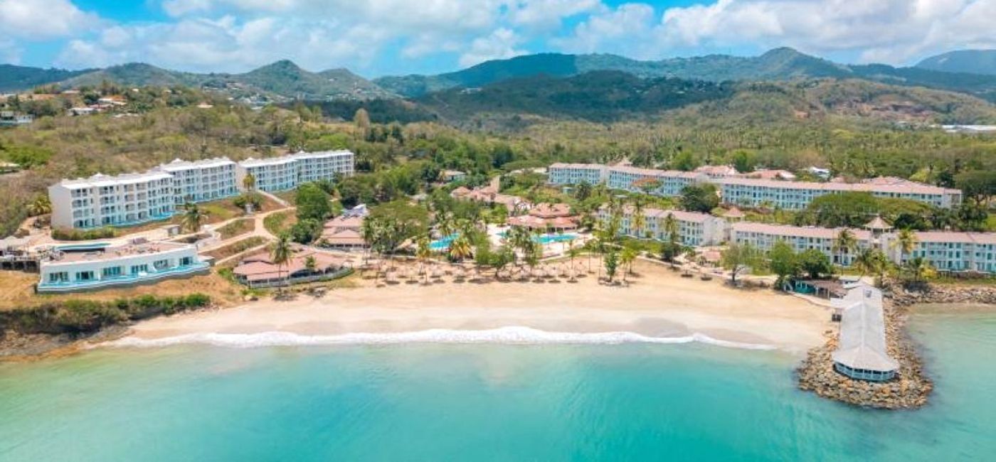 Image: Secrets St. Lucia Resort & Spa (Photo Credit: Secrets)