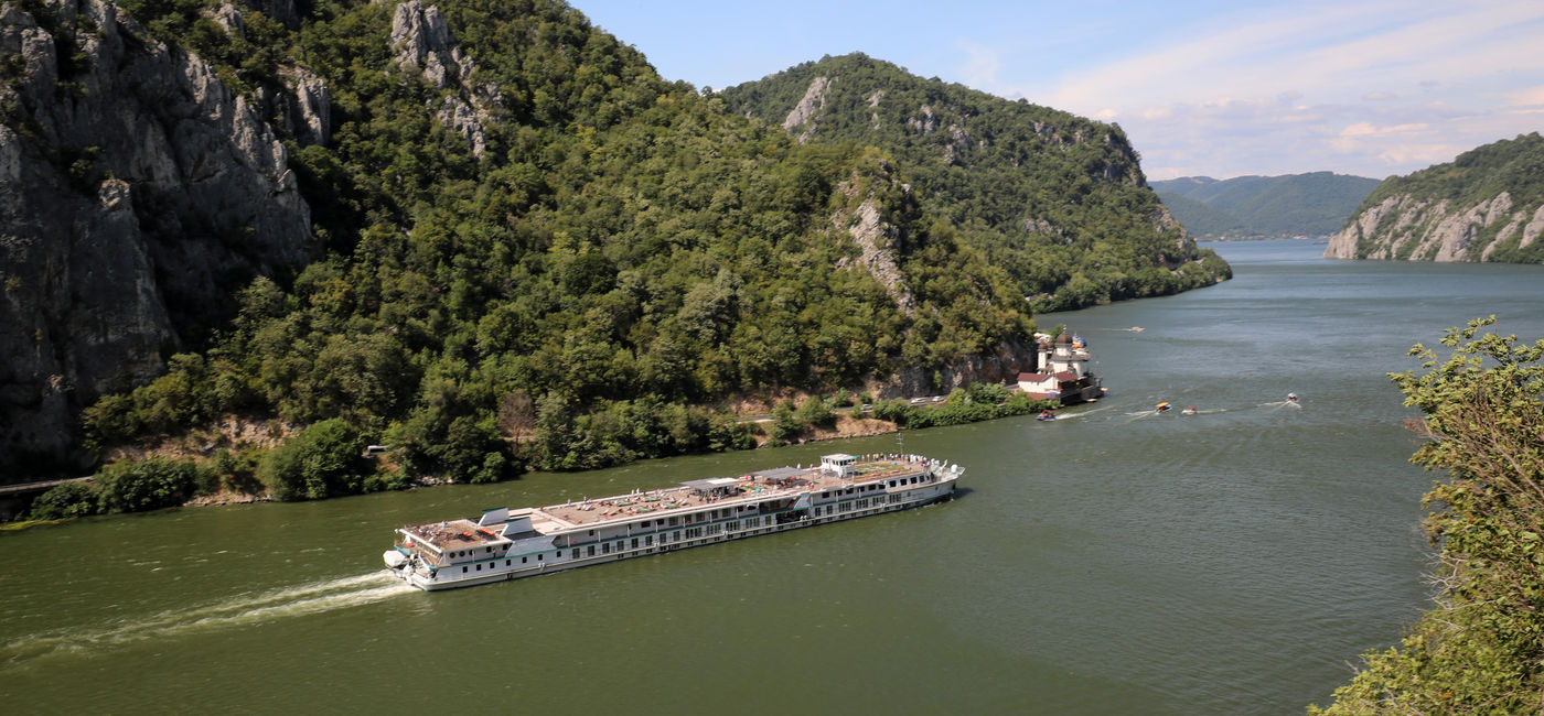 Image: The Riverside Mozart river cruise ship (Photo Credit: Werney Beyer)