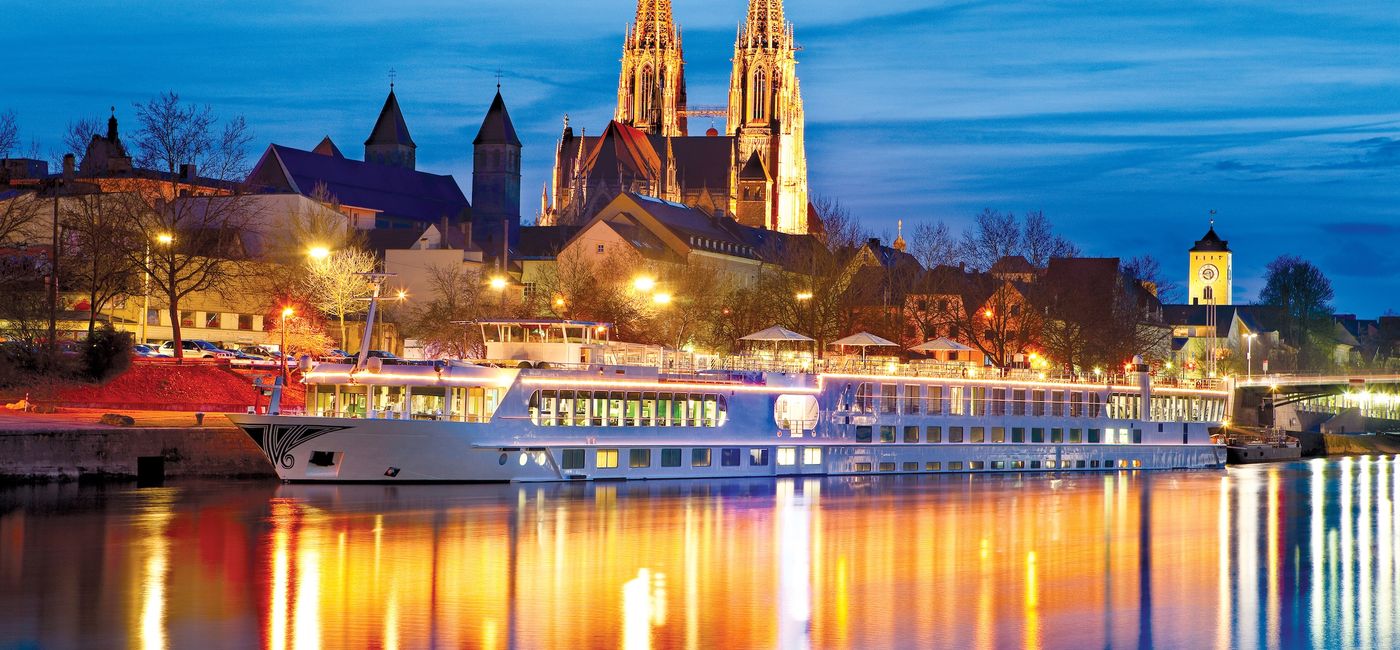 Image: Trafalgar Reverie (Photo Credit: Trafalgar)