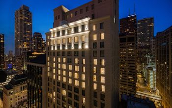 Riu Plaza Chicago Hotel