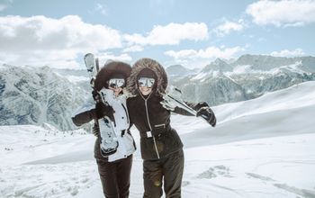 Buddy-moons in the mountains with Classic Vacations