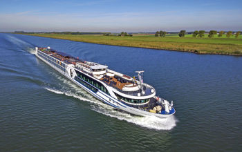 William Wordsworth river cruise ship, Riviera Travel