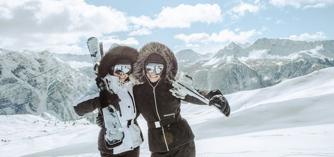 Snowy Summit Stays: Up to $125 in Credits